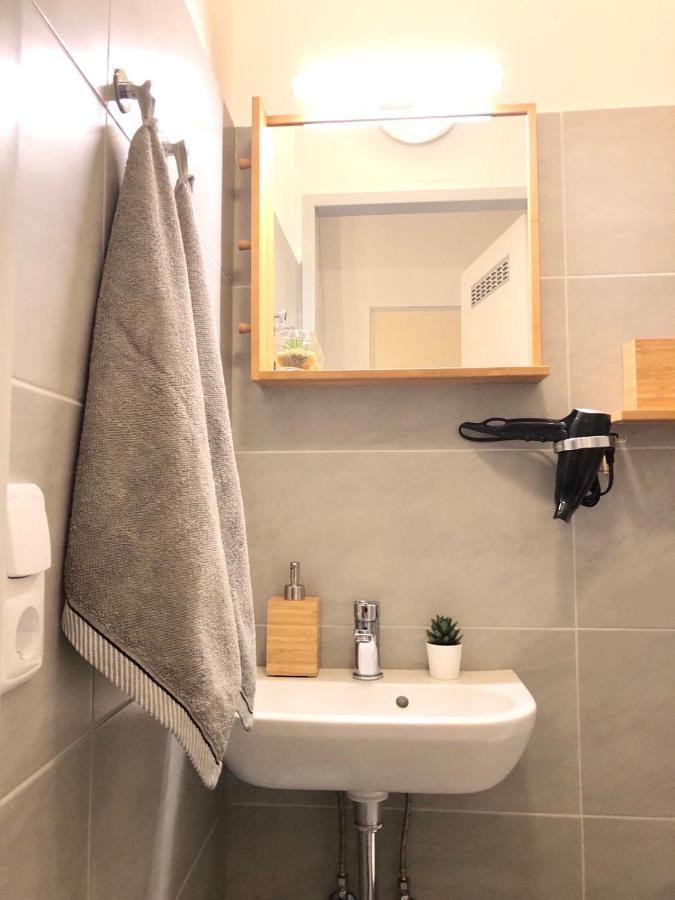 Ferienwohnung "Be My Guest" Near Metro Station! Wien Exterior foto